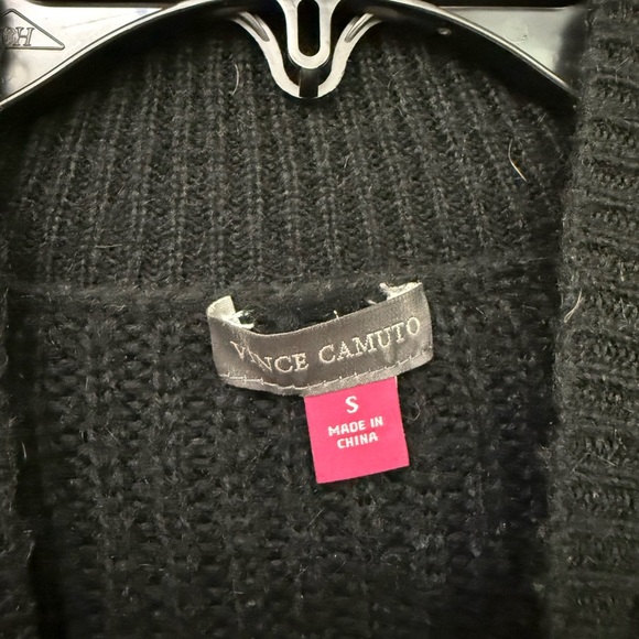 VINCE CAMUTO Sweater SIZE S - Picture 3 of 3